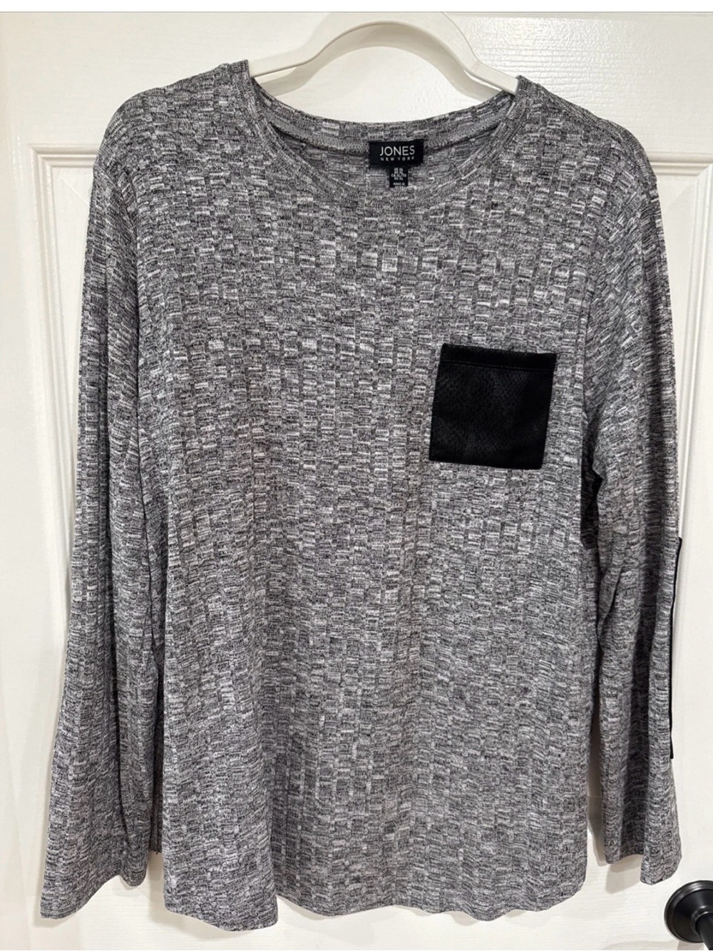 Jones New York Women's XL Long Sleeve Pullover Sweater Gray with Black NWT